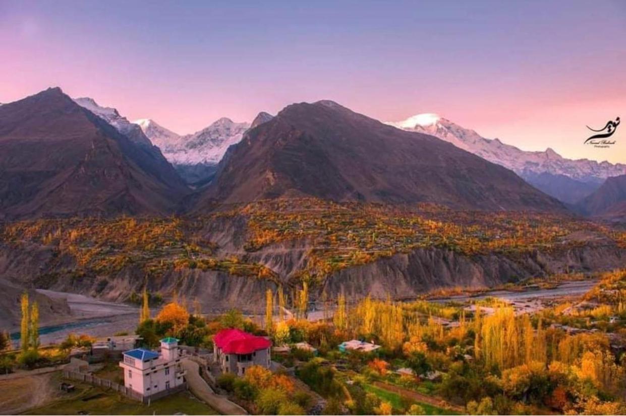 Old Hunza Inn Karimabad  Екстериор снимка